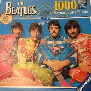 Collectible RARE The Beatles Sgt Peppers Lonely Hearts Club Band 1000 Pcs Puzzle